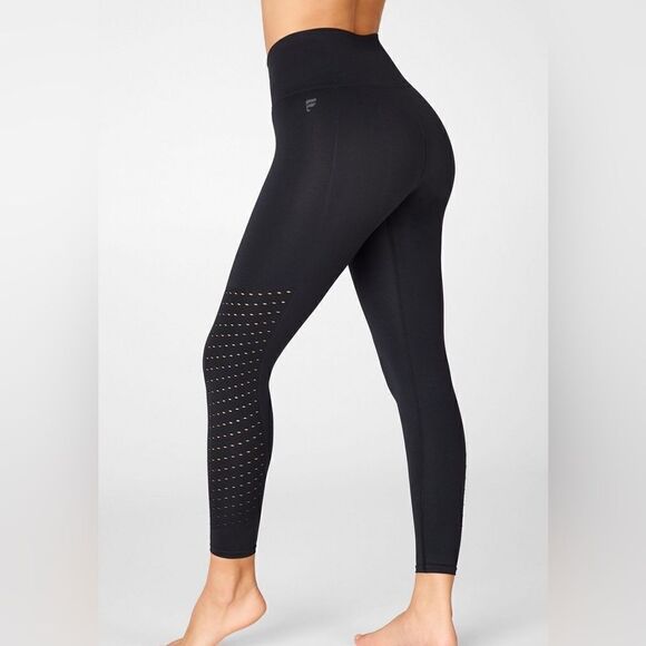 Fabletics Sync Seamless 7/8 black legging- XS - Picture 1 of 9